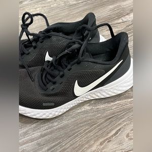 Nike Revolution Runners